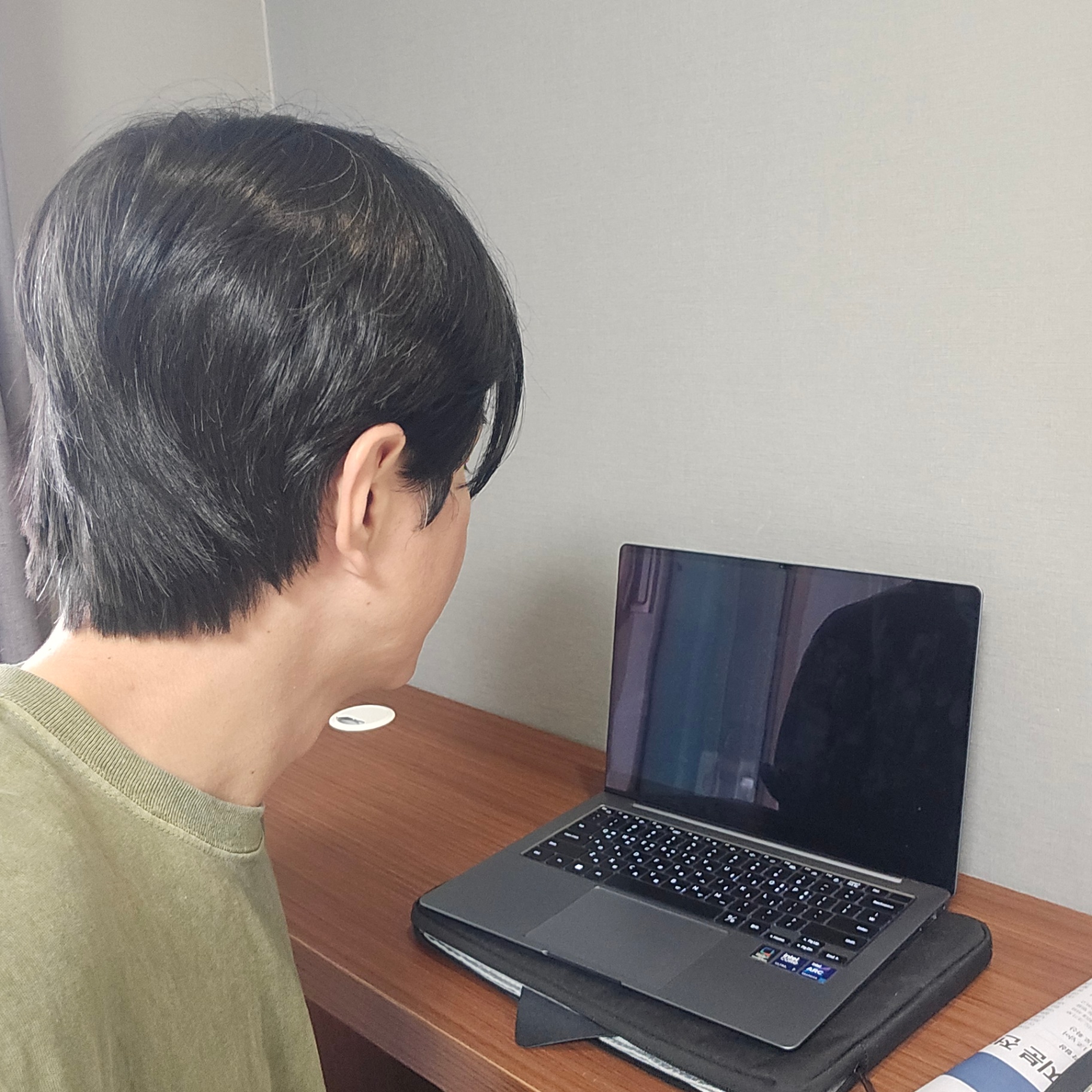 review-image-0